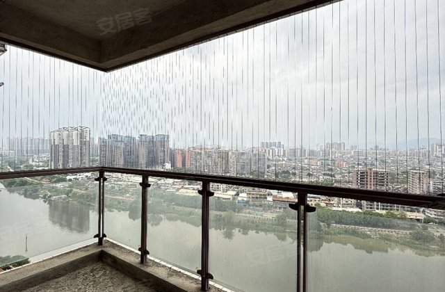 岭南明珠一期3室2厅128㎡57.6万二手房图片