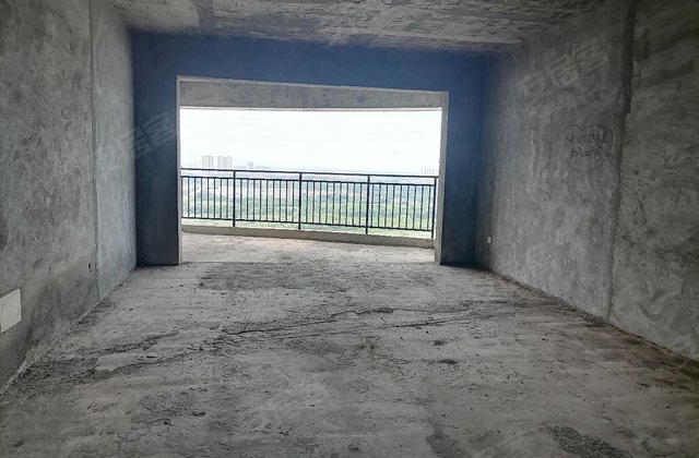 东湖金岸3室2厅138㎡88万二手房图片
