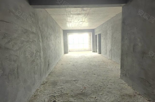 天骄学府3室2厅116㎡50万二手房图片