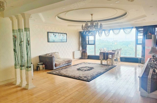 京电花园5室2厅190㎡220万二手房图片