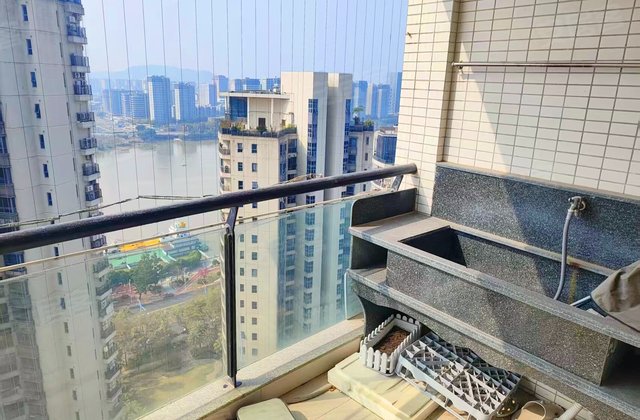 海润滨江花园B区4室2厅162.28㎡227.2万二手房图片