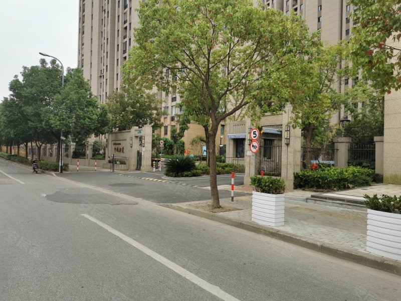 浦航新城中城新苑 