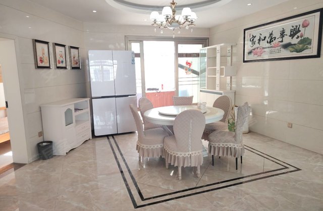 丰华花苑4室2厅160㎡49.8万二手房图片