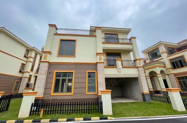 台山海骏达花园别墅