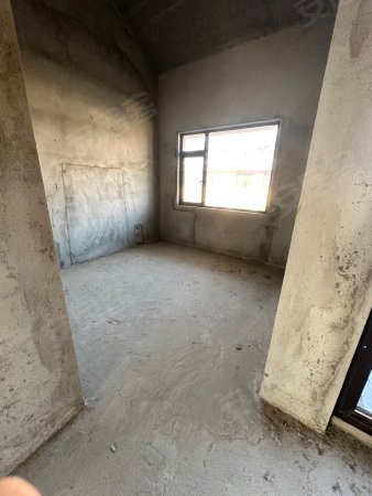 麓山温泉小镇别墅
