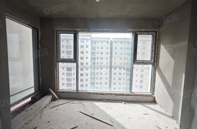 天福公园学府4室2厅154㎡71万二手房图片