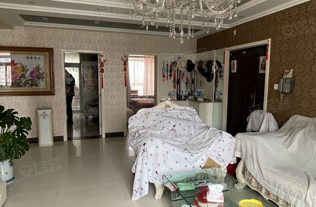 中房锦绣花园3室2厅140.27㎡153万二手房图片