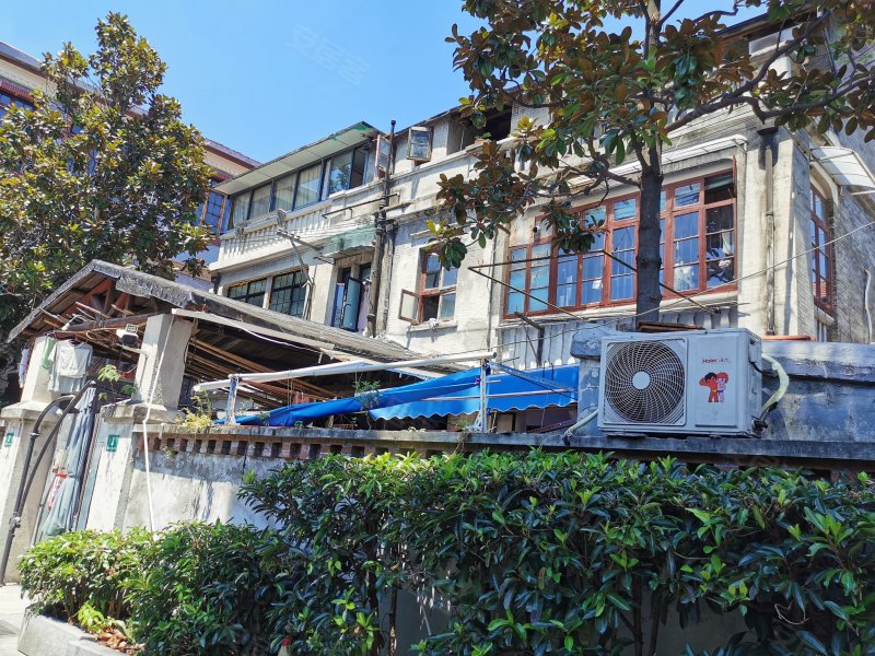 多伦路135弄小区