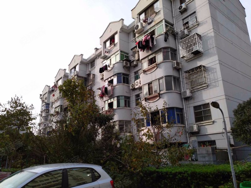 思凡花苑二街坊 