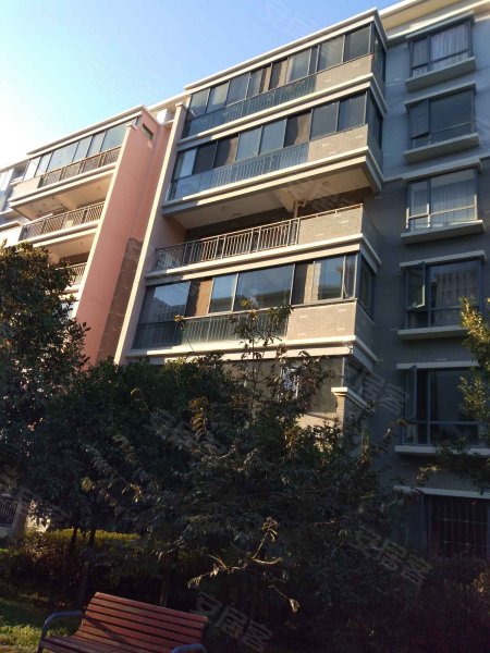 白龙潭俊园浣园