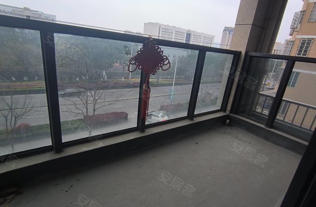 华鸿金座3室2厅117㎡190万二手房图片
