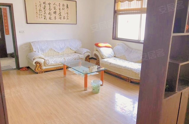 集贤小区3室2厅98㎡33万二手房图片