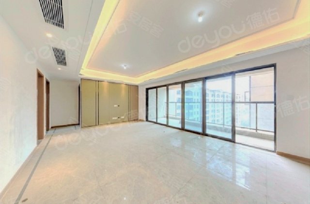 蓝光长岛城4室2厅126.73㎡98万二手房图片