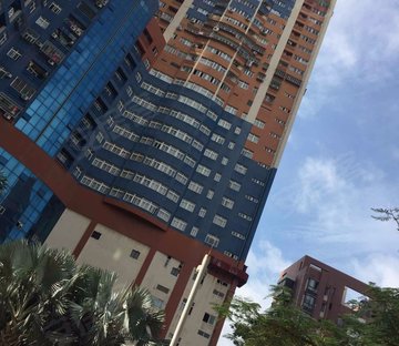 光明大厦 有电梯 临地铁 精装可拎包入住 商品住宅 交通便利