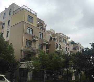 嘉和花园|长江东路54号3室2厅2卫107.16平方