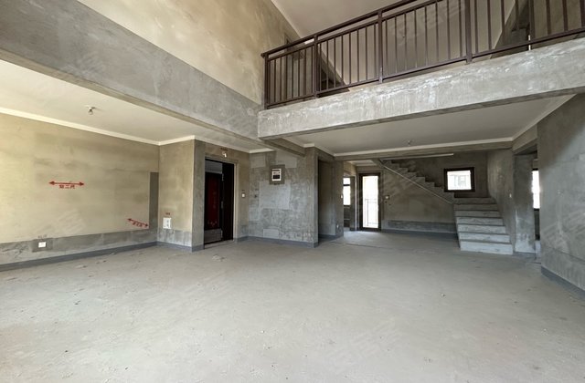 鹿邑建业城(南区)4室2厅270㎡180万二手房图片