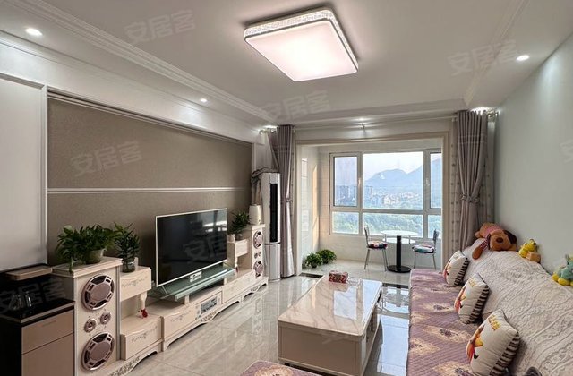 世尊华府3室2厅117㎡57万二手房图片