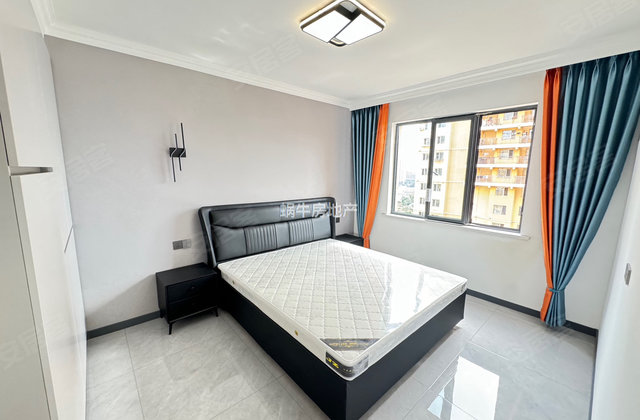 日新小区1室1厅58㎡14万二手房图片