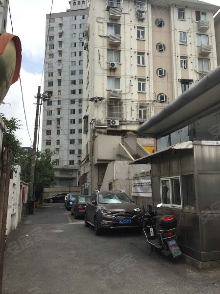 耀华路360弄小区