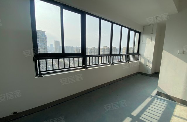 东航嘉苑4室2厅129㎡110万二手房图片