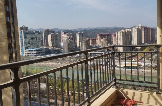碧桂园翡翠湾3室2厅125㎡125万二手房图片