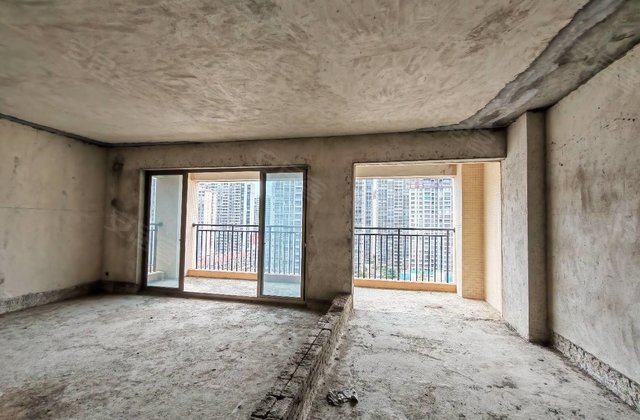 碧桂园中兴铂金湾4室2厅188.88㎡108万二手房图片