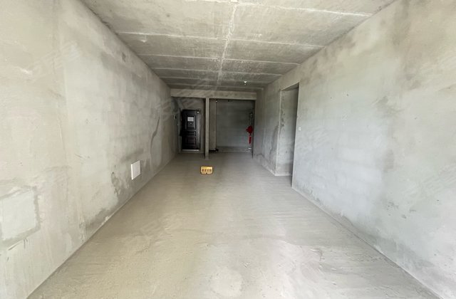 邦泰紫霄台3室2厅100㎡61万二手房图片