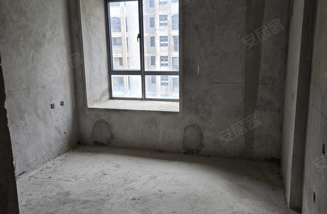 恩威牧屿云天2室1厅84.23㎡39万二手房图片