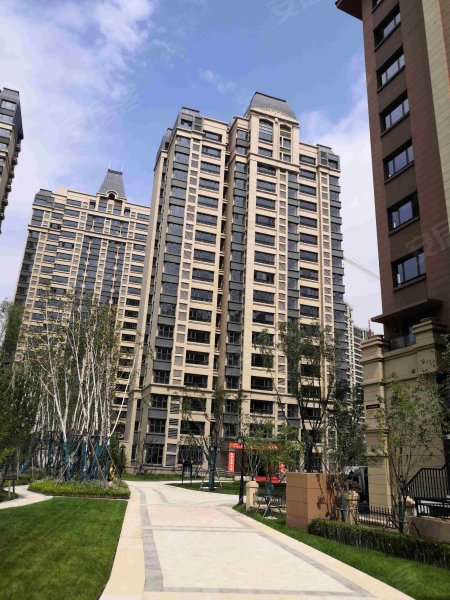 恒大翡翠华庭(商住楼)