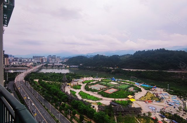 锦州新城B区3室1厅142㎡52万二手房图片