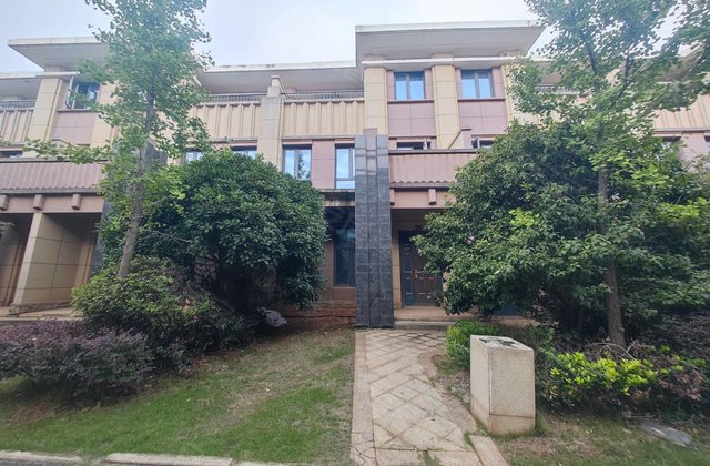 北大资源莲湖锦城3室2厅107㎡42万二手房图片