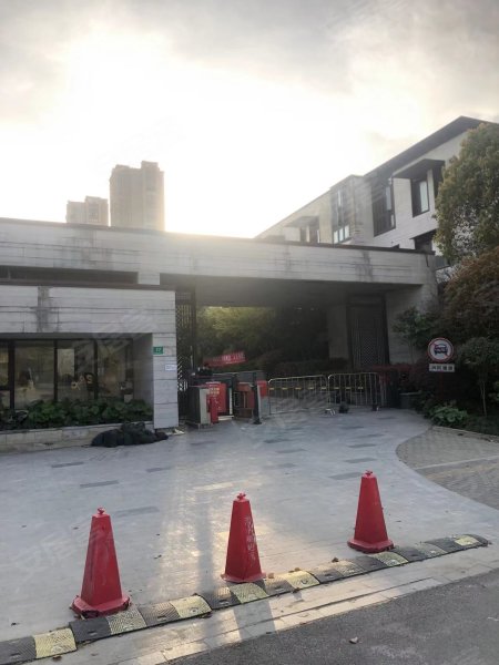 绿地秋霞坊(别墅)