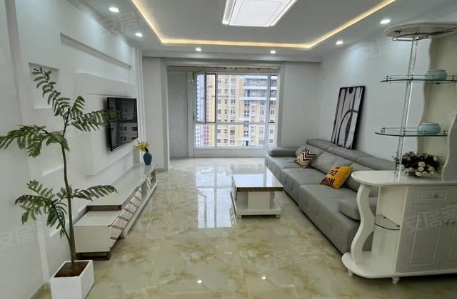 皇家荣域2室2厅88㎡27.8万二手房图片