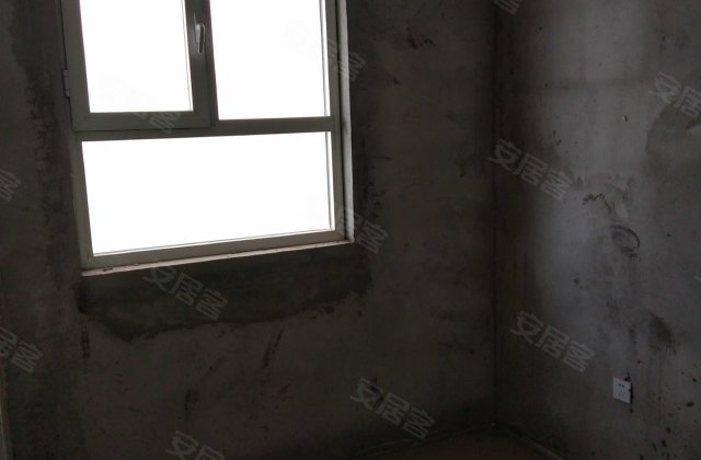 园丁小区3室1厅124㎡62万二手房图片