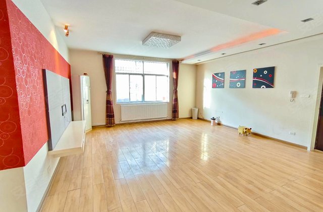 香溪丽舍3室2厅148㎡50万二手房图片