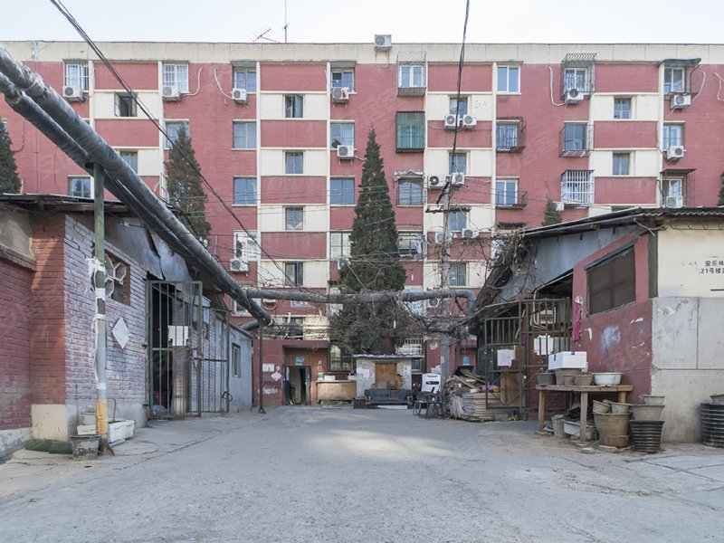 7路; 17路; 62路; 141路; 夜28路安乐林451米7路; 25路李村556米17路