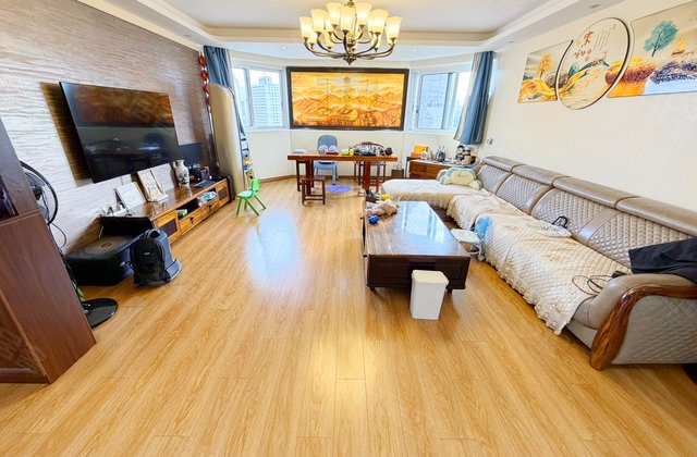 天元花园(鼓楼)4室2厅150.64㎡360万二手房图片