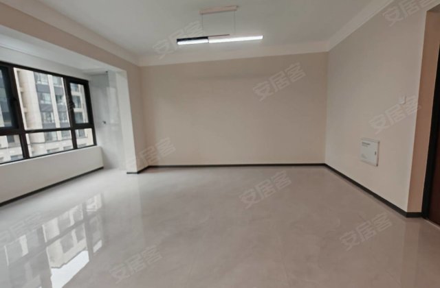 东方玉兰花园3室2厅118㎡64.6万二手房图片