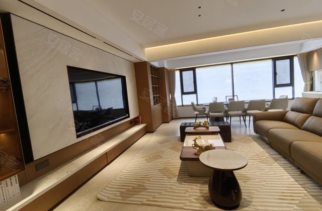 湖泉湾3号(二期)4室2厅127㎡60.8万二手房图片