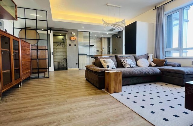 阳光上东1室1厅89㎡620万二手房图片