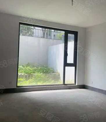 六合浅山(别墅)3室2厅135.64㎡350万二手房图片