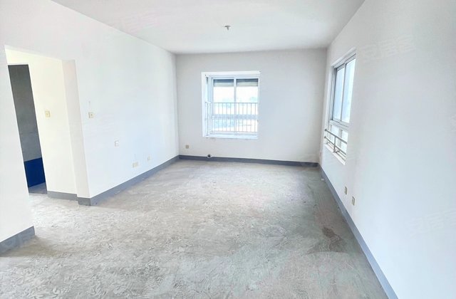 和泰家园3室2厅117.65㎡137.5万二手房图片