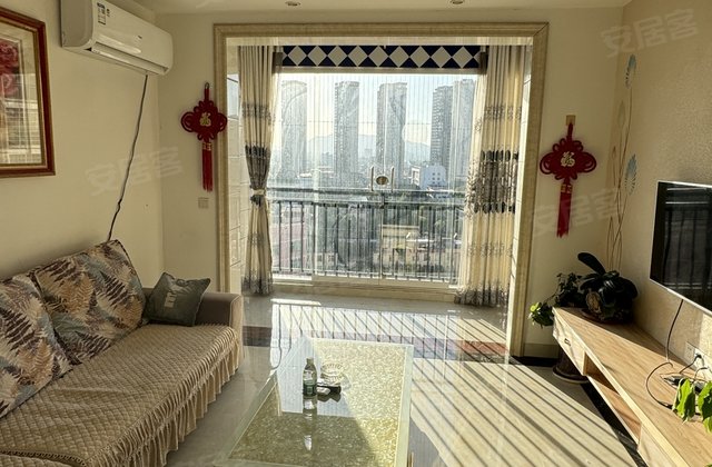 铂富广场3室2厅110㎡48万二手房图片