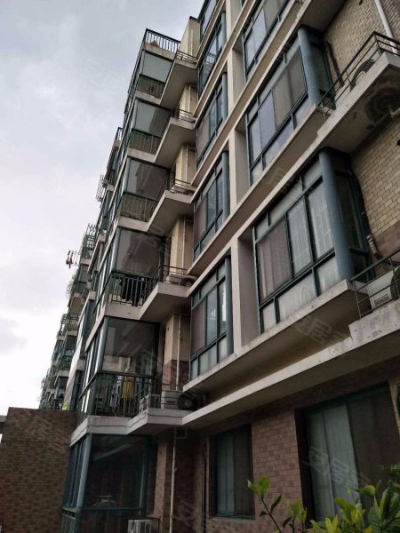 巨峰家苑(758弄)