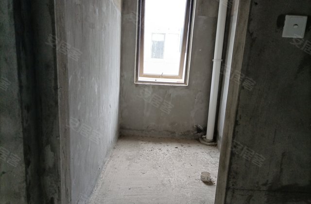 泉山湖公园里3室2厅145㎡81万二手房图片