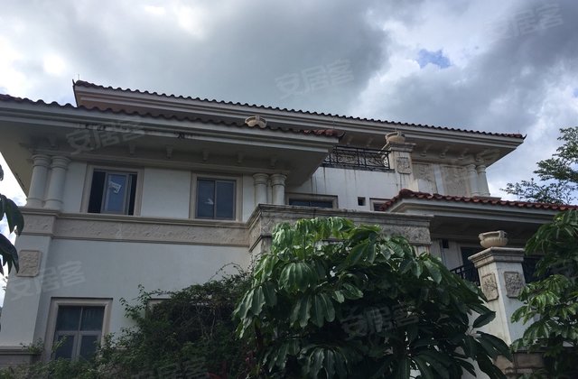 凤飞云7室2厅490㎡588万二手房图片