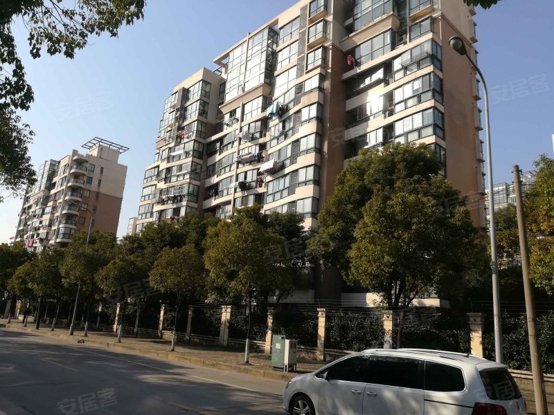 莘映象林水美地苑 