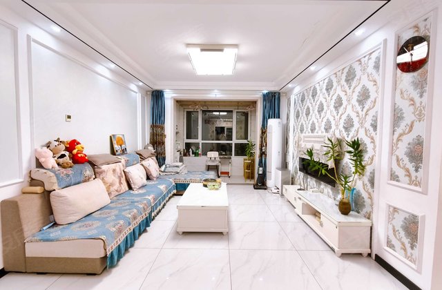 金辰公馆3室2厅133㎡89万二手房图片