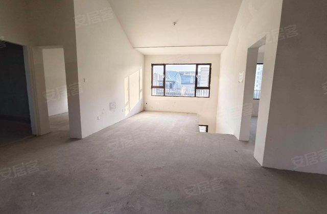 福祥源5室2厅220㎡152万二手房图片