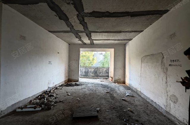 沙子江社区3室2厅109㎡26.8万二手房图片